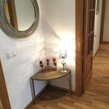 Vivienda Turistica Puerta Real *