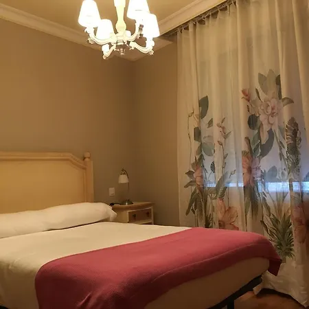 Vivienda Turistica Puerta Real Burgo